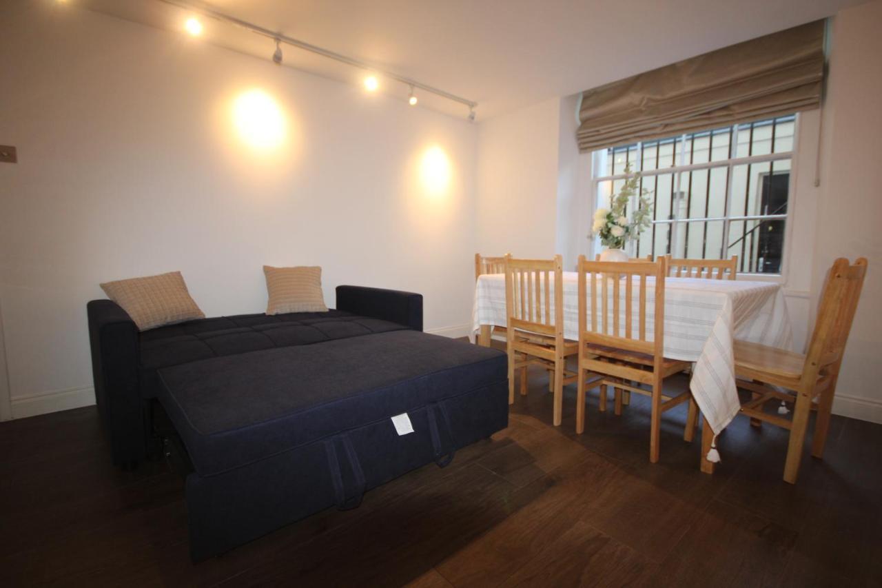 Superb Flat Near Victoria Station Apartman London Kültér fotó